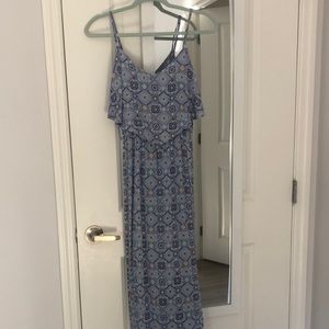 Mudd maxi dress with flowy top size M